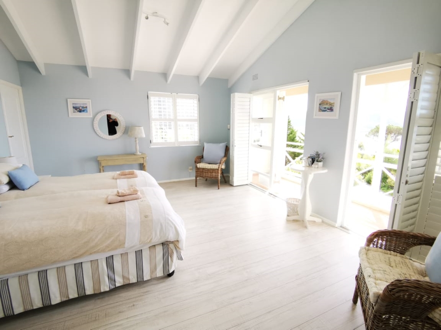 4 Bedroom Property for Sale in Simons Kloof Western Cape